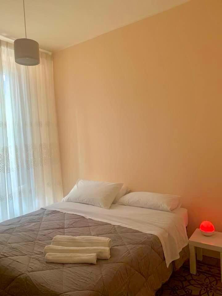 Casa Vacanze Miriam ランダッツォ エクステリア 写真