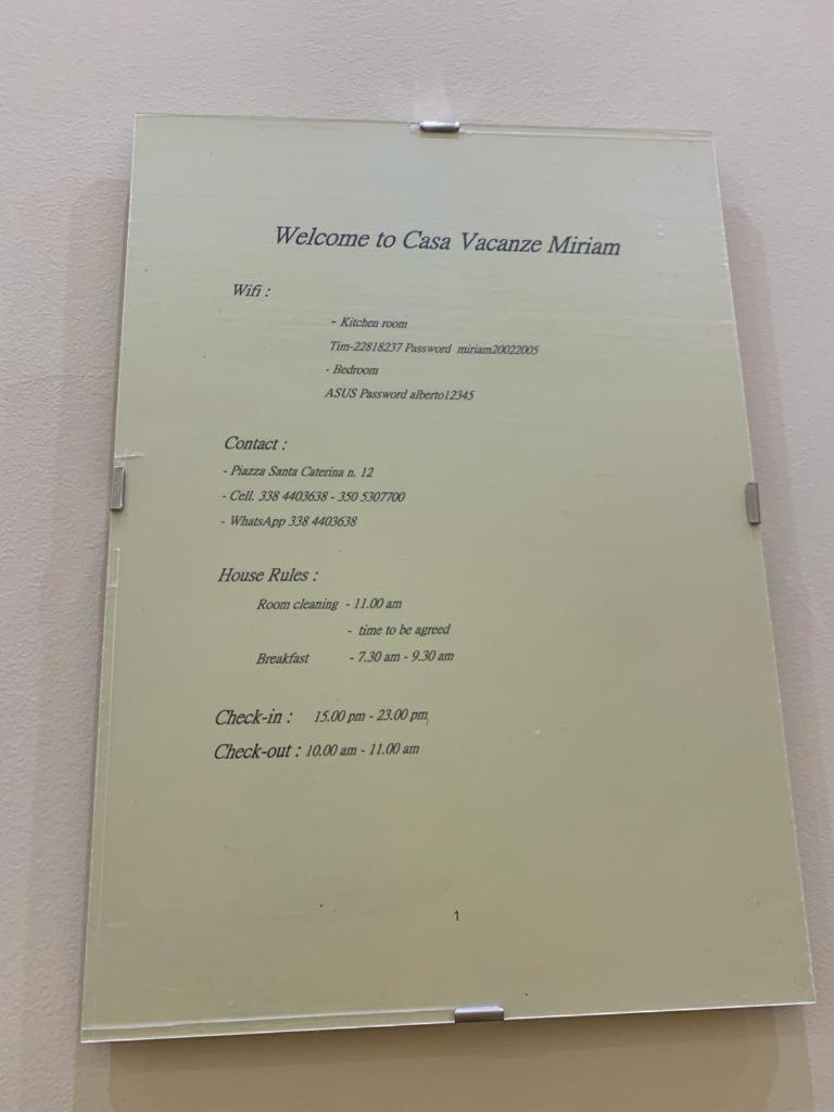 Casa Vacanze Miriam ランダッツォ エクステリア 写真